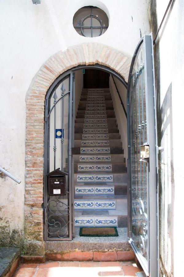 B&B Palazzo Fruscione Salerno Zewnętrze zdjęcie